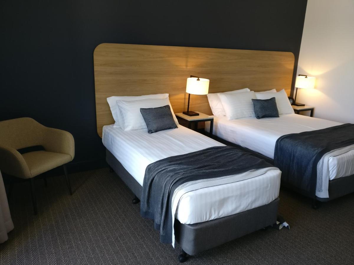 Springs Newcastle Motel Buitenkant foto